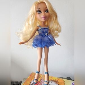 Bratz 2007 MGA Birthday Cloe